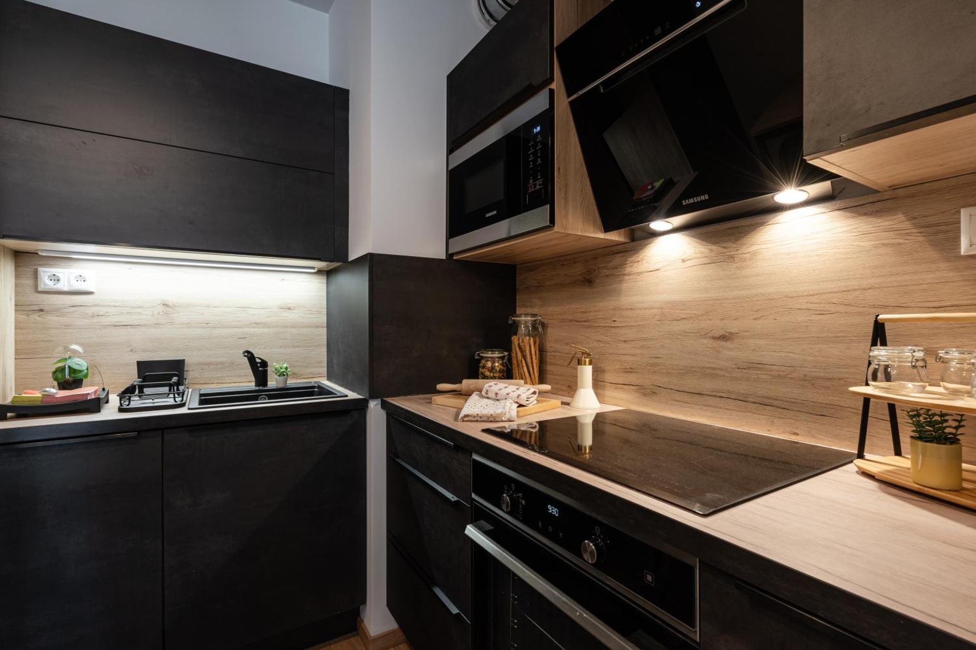 Blooming Budapest Apartment With Free Underground Parking Екстериор снимка