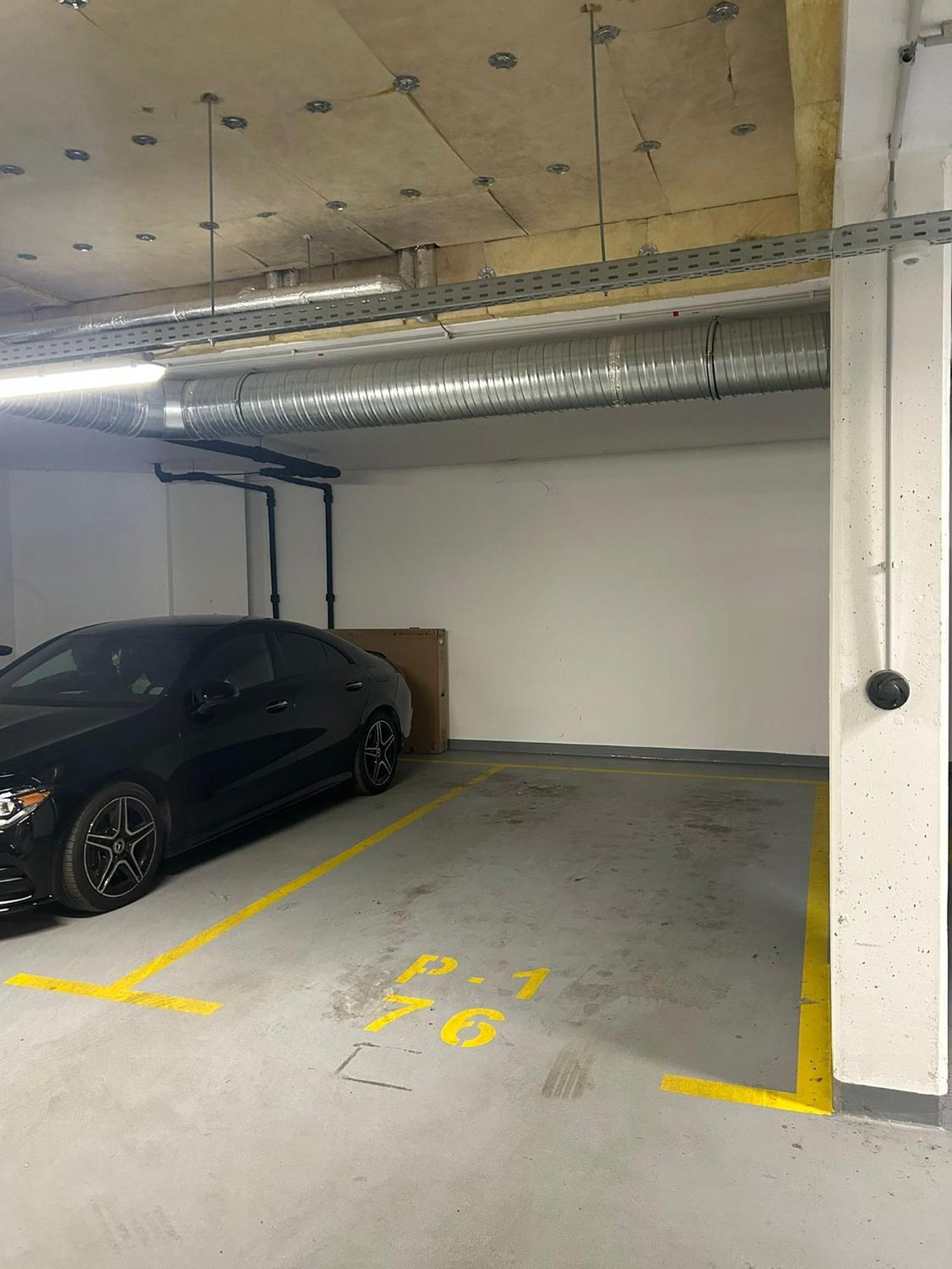 Blooming Budapest Apartment With Free Underground Parking Екстериор снимка